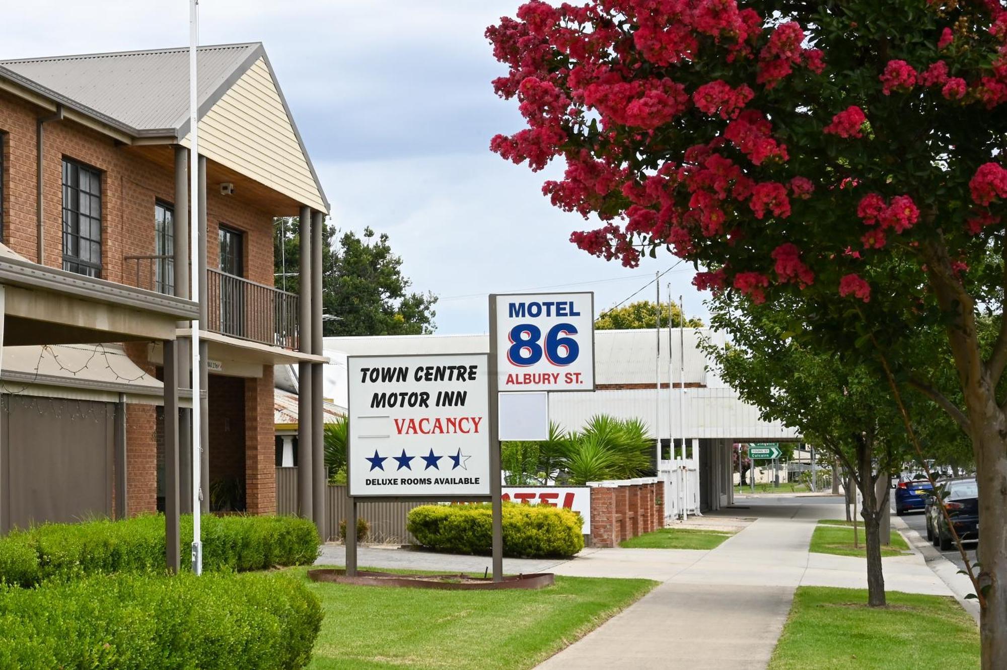 Holbrook Town Centre Motor Inn Buitenkant foto